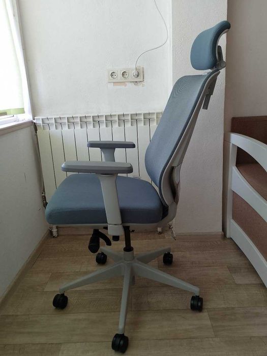 Ергономічне крісло Adapwork M2 Middle Grey (сіре)