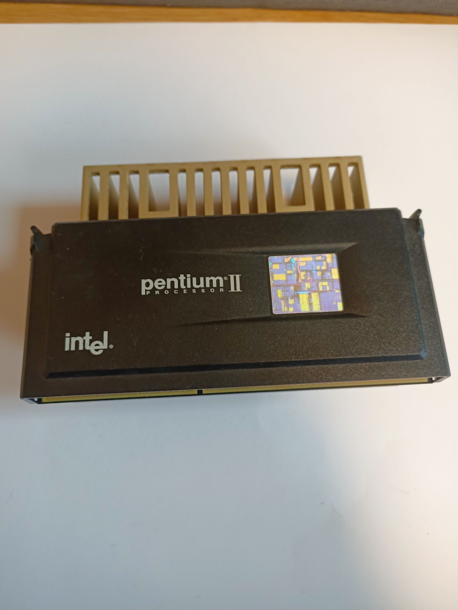 retro procesor Pentium 2