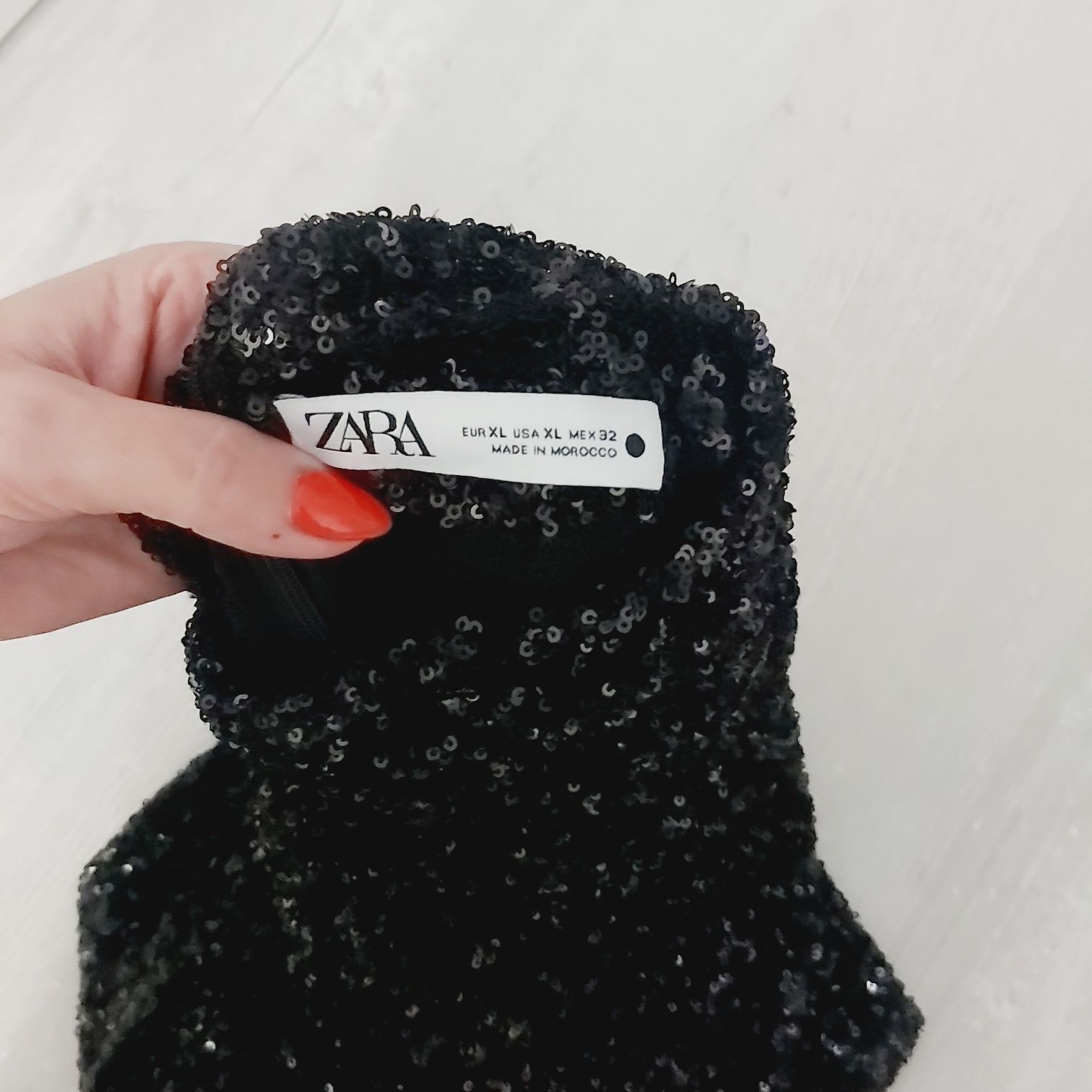 Sukienka z cekinami zara ml