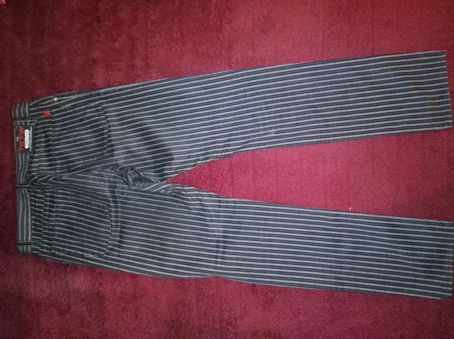 мужские джинсы, фирменные джинсы