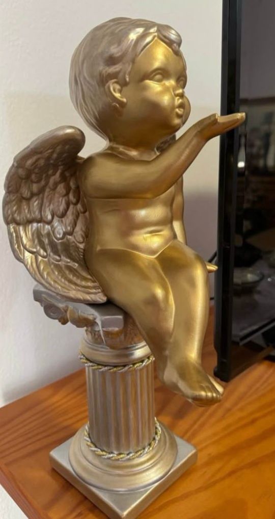 Anjo Dourado e prateado