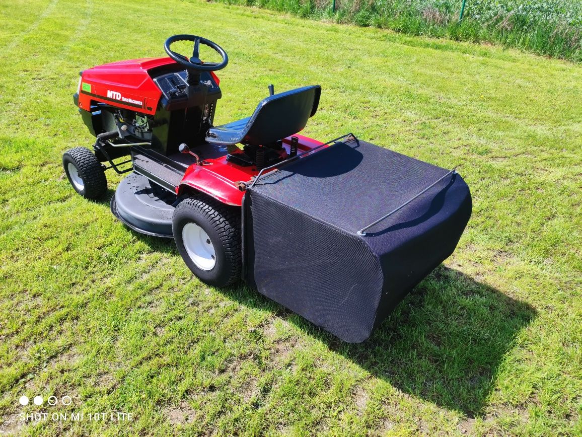 Traktorek kosiarka MTD silnik Briggs Stratton
