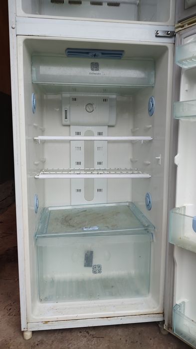 Холодильник Samsung