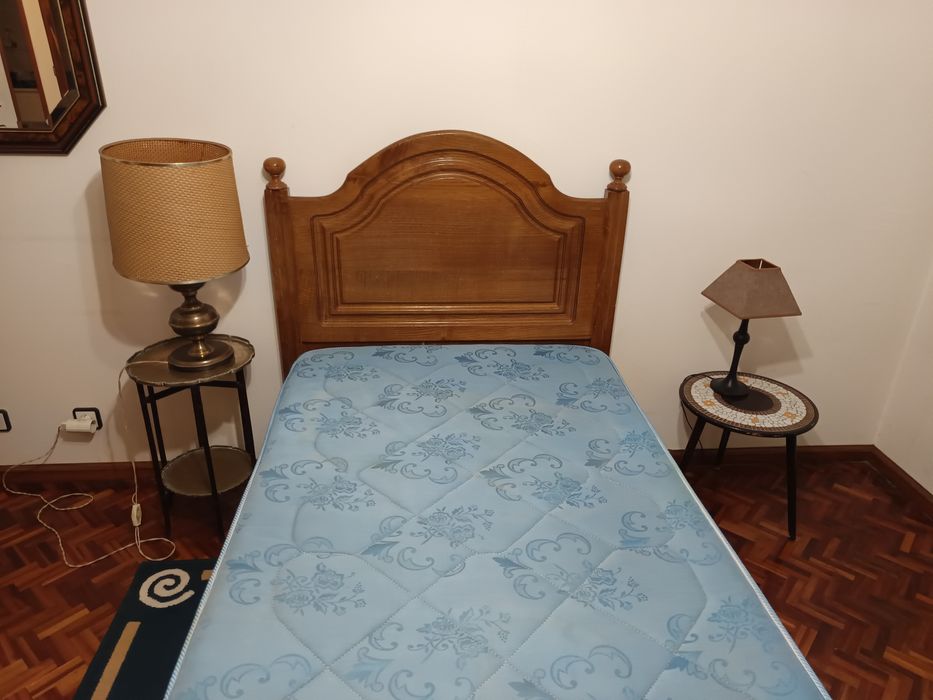 Cama solteiro para despachar