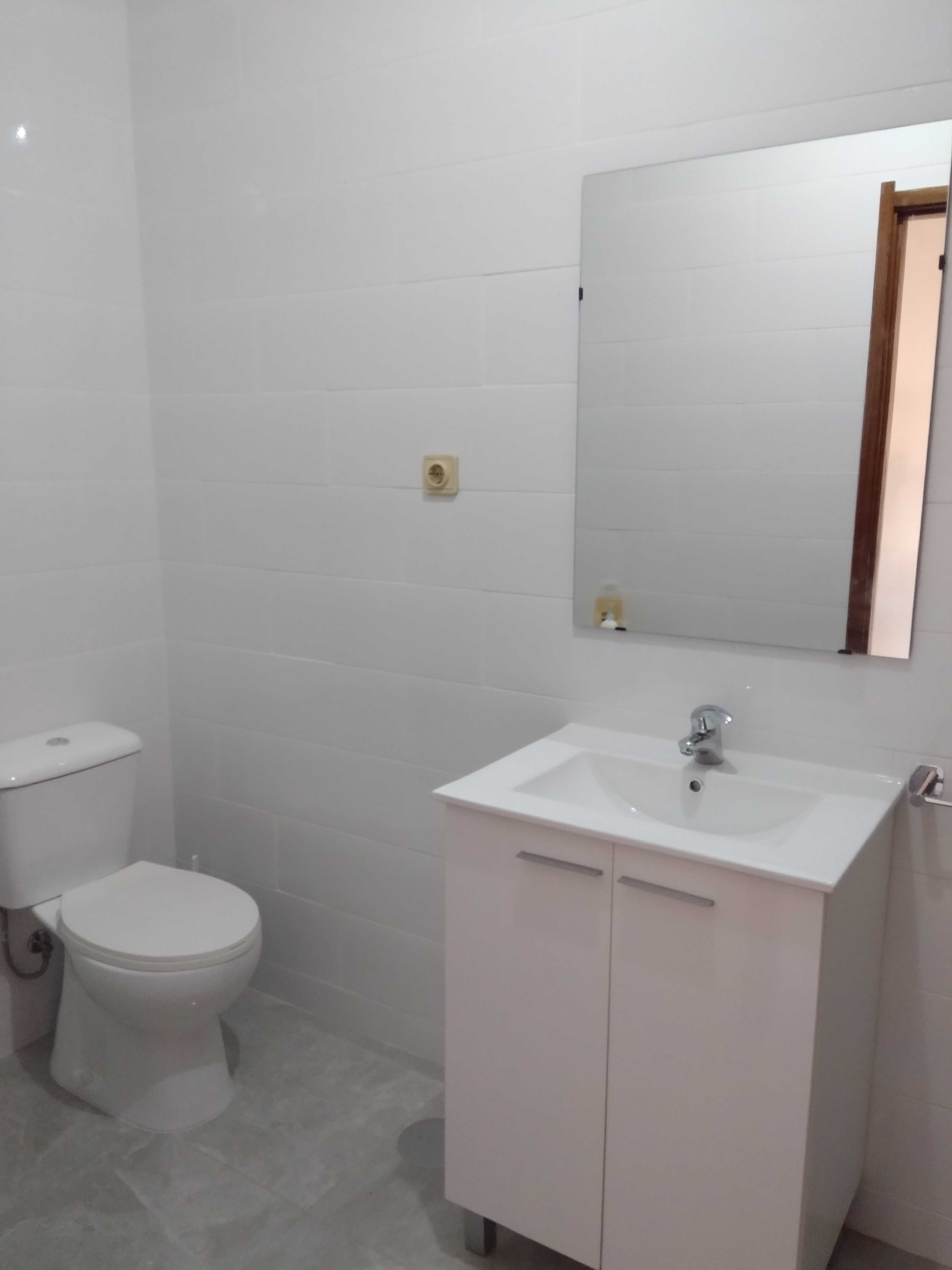 Apartamento só para Estudantes - Amial - Polo Universitário