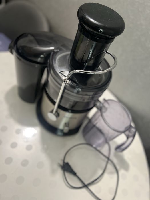 Соковыжималка Elenberg JE 818