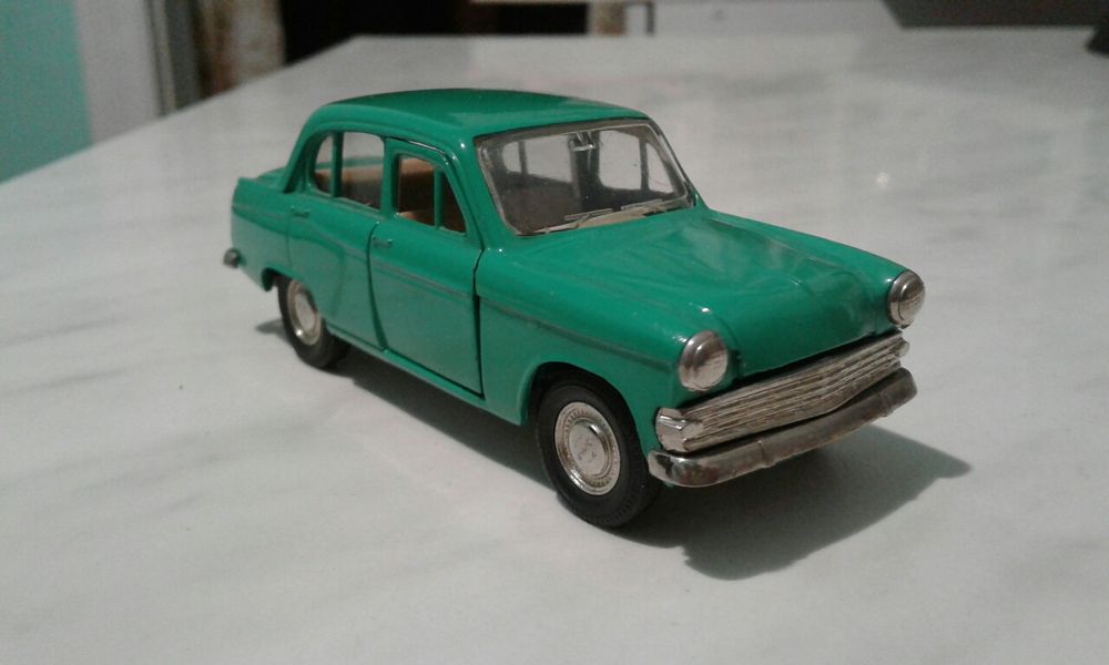 Модели, машинки СССР 1/43 МОСКВИЧ 403 А7