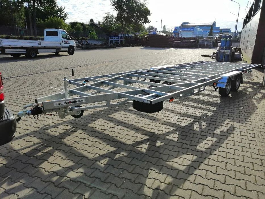 Besttrailers TINY HOUSE (Domki mobilne) 7,2x2,45 m DMC 3500 kg, 2 osie, 13&quot;, 4 podpory  TINY HOUSE (Domki mobilne) 7,2x2,45 m DMC 3500 kg, 2 osie, 13", 4 podp