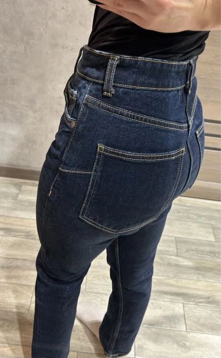 Джинси ZARA 36 розмір