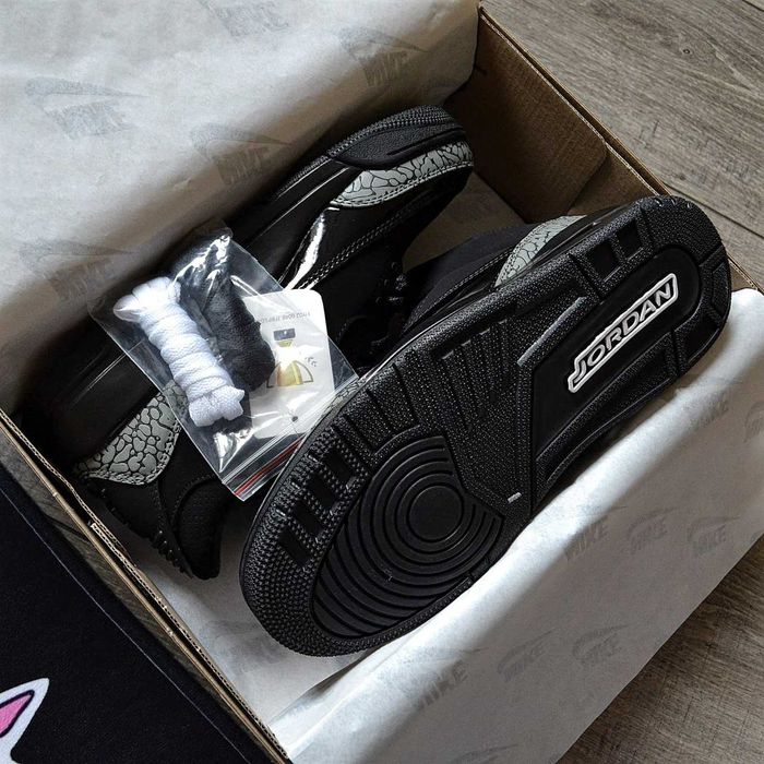 Женские кроссовки Nike Air Jordan 3 'Black Cat' Размеры 36-40