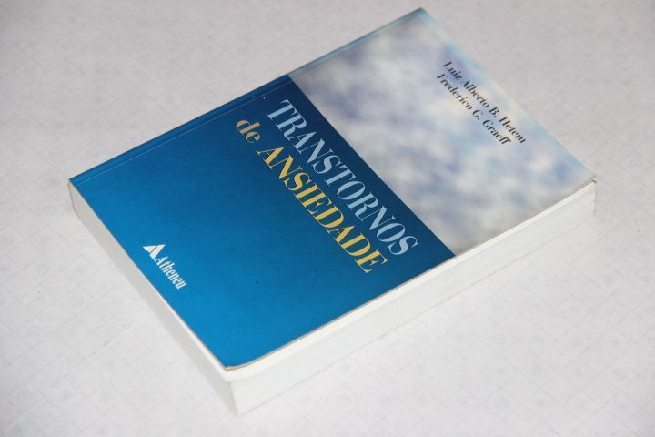 "Transtornos de ansiedade" de Luiz Hetem e Frederico Graeff