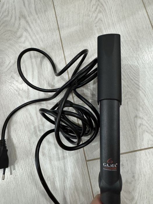 Вирівнювач для волосся (утюжок, щипці) GAMA