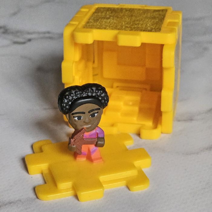 Іграшка Minecraft Блок золота Давн | McDonald's 2025