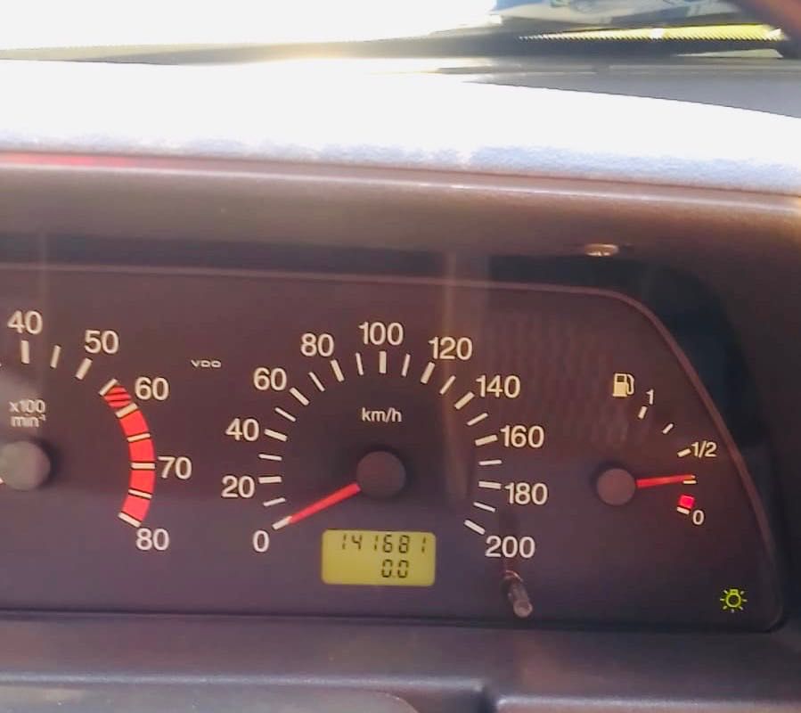 Автомобиль Лада 2112