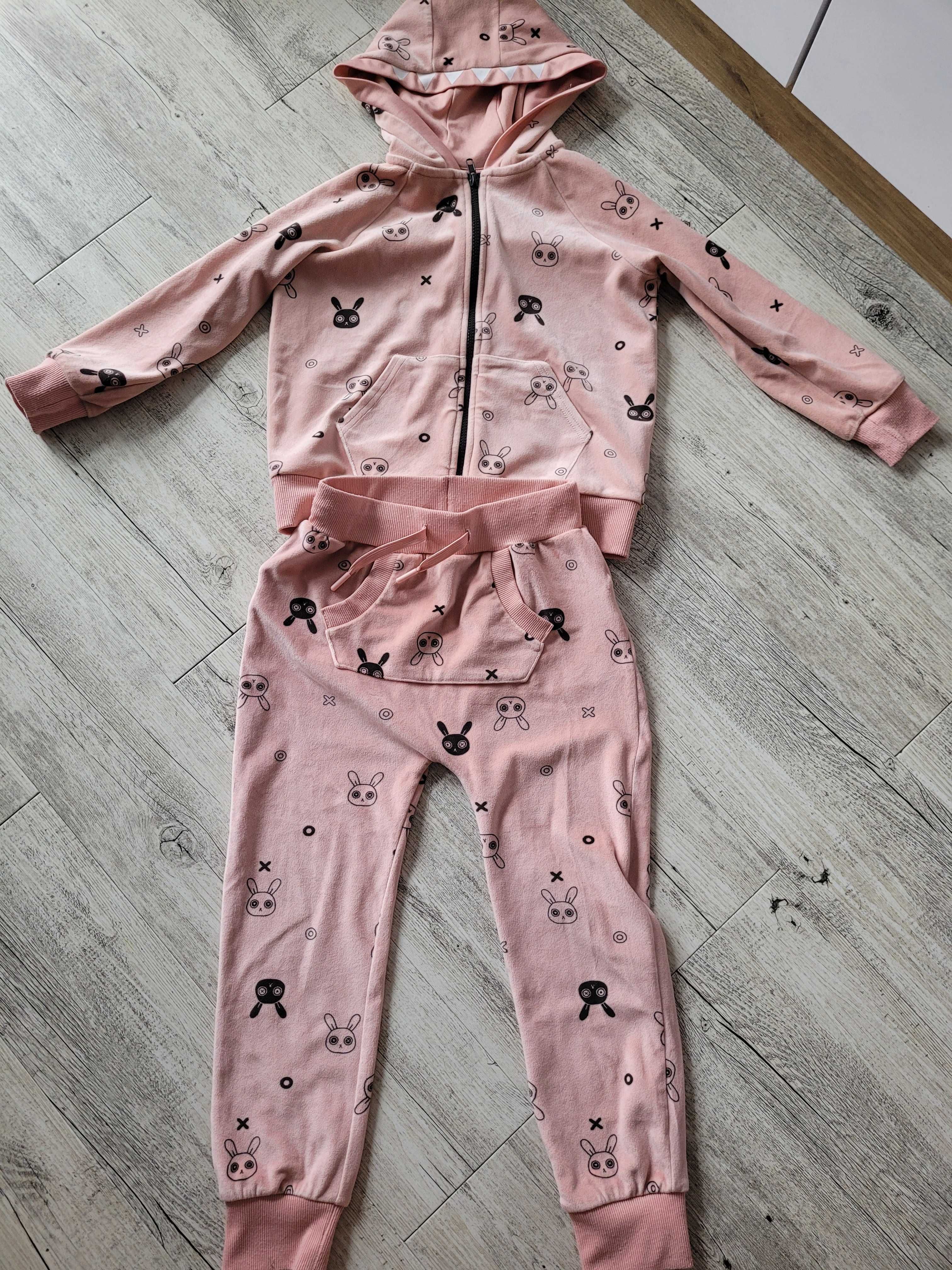 spodnie dresowe + dres zombie dash rozm 122 bdb 6 szt.