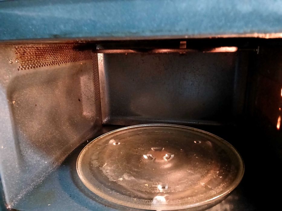 Microondas com grill usado