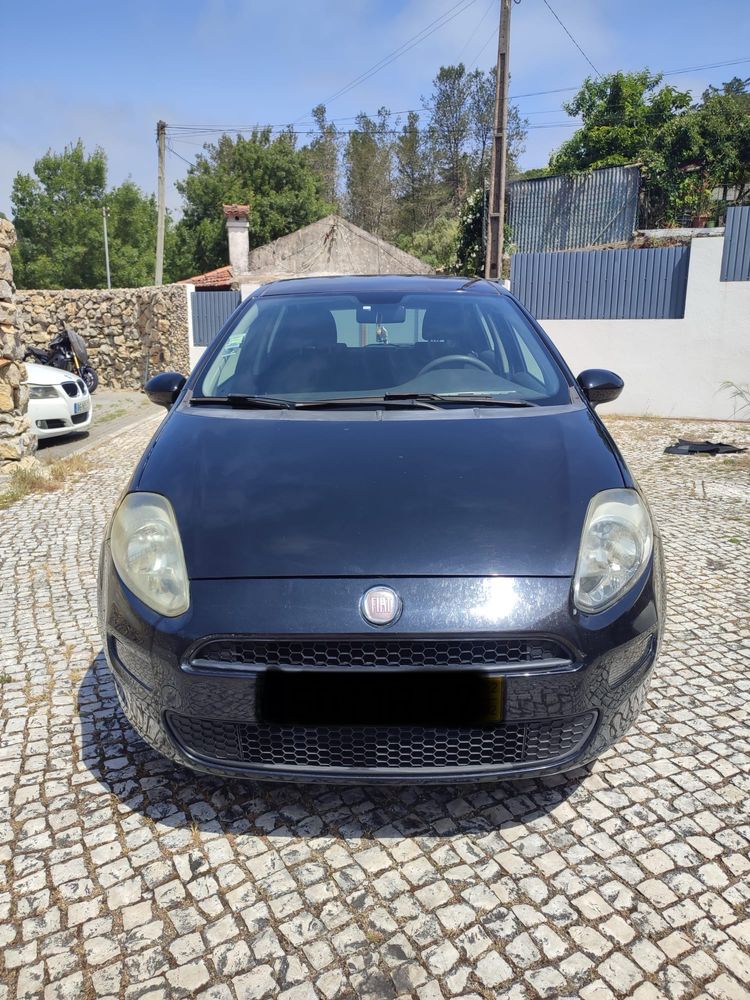 FIAT PUNTO 2012 - Preto