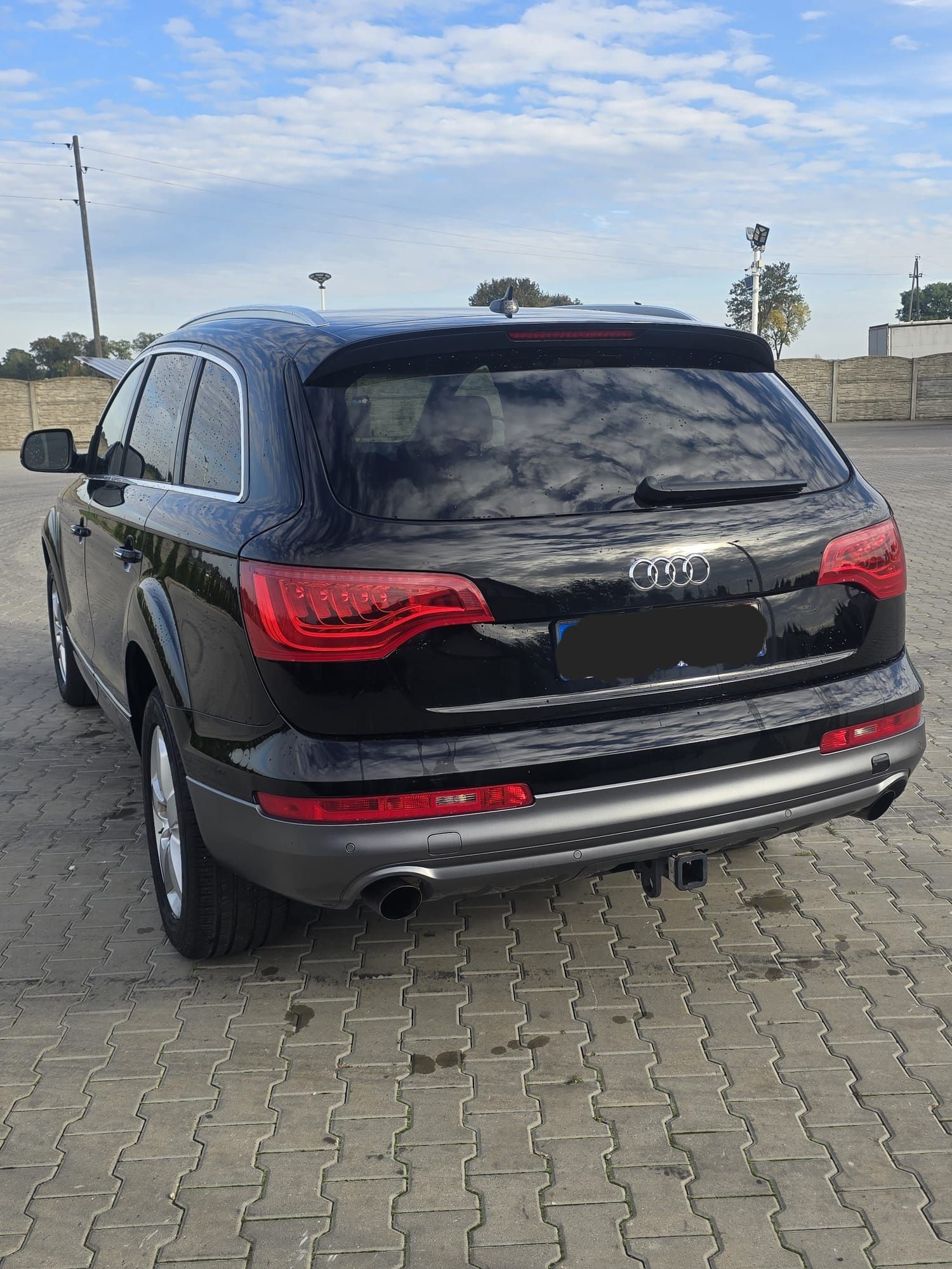 Audi Q7 niski oryginalny przebieg