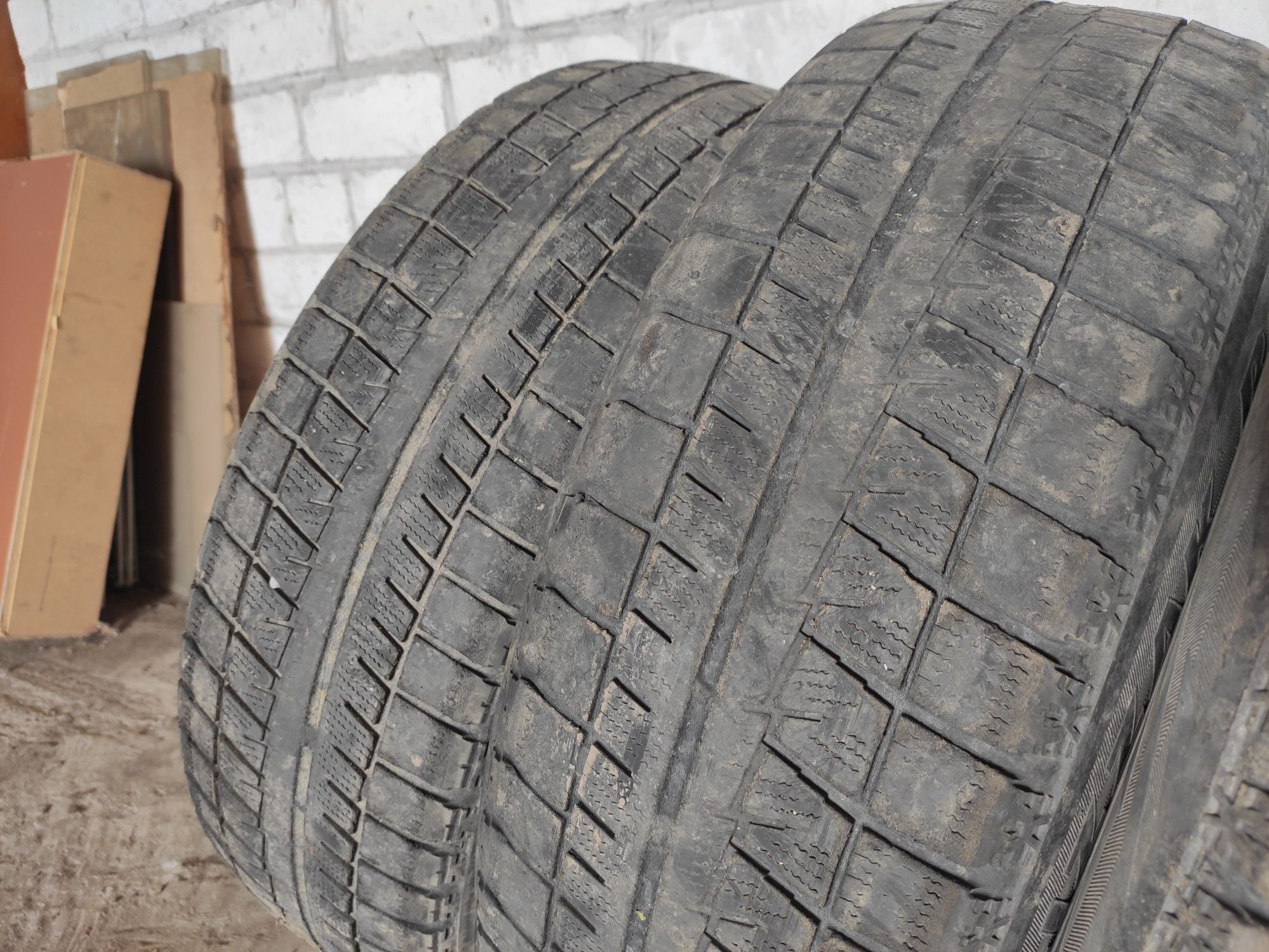 Шини б/у зимові 185/65 R15 Bridgestone BLIZZAK REVO GZ