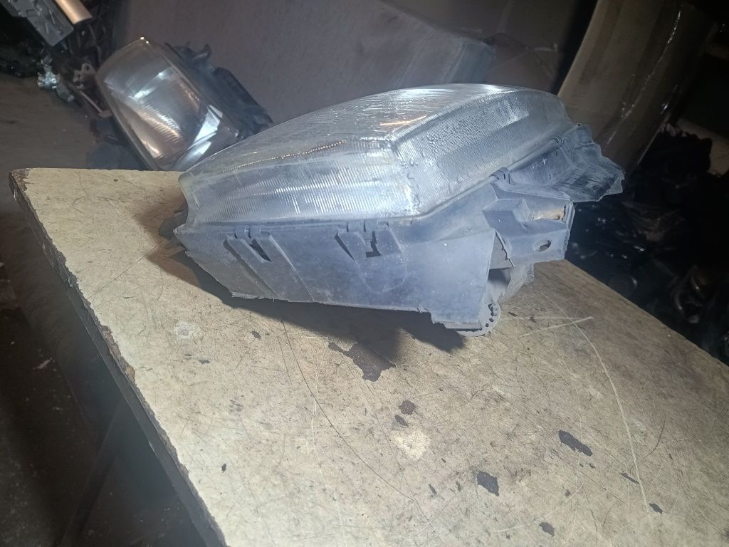 Lampa przód prawa VW T4 lift oryginał "uśmiech" multivan caravella