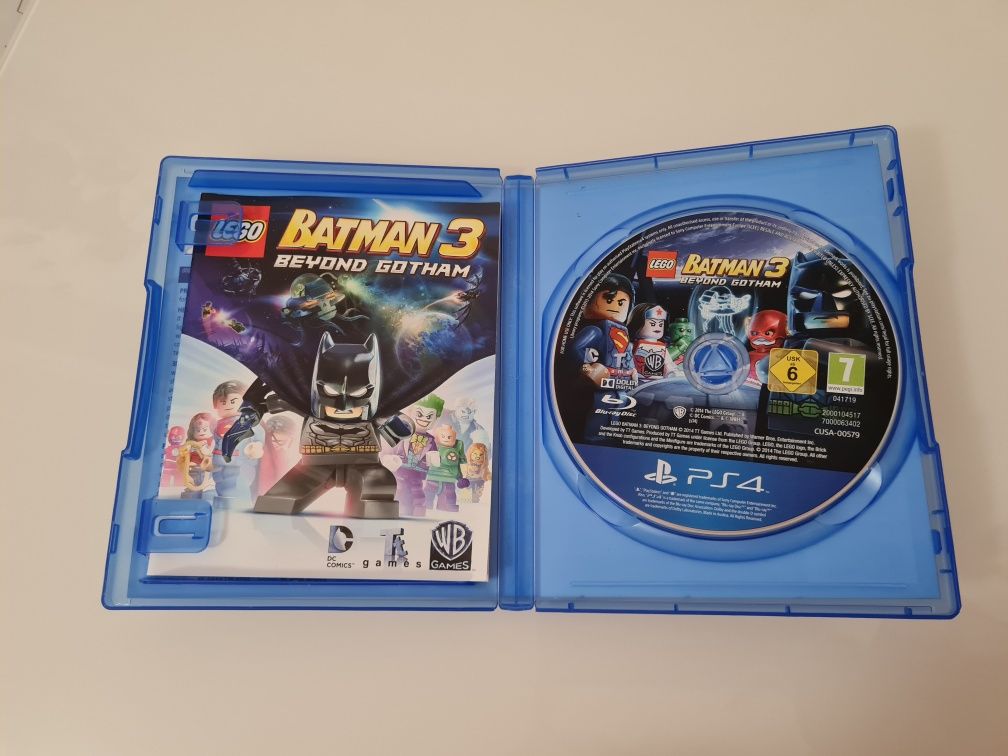 Vendo jogo para a PS4 Lego Batman 3: Beyond Gotham.
