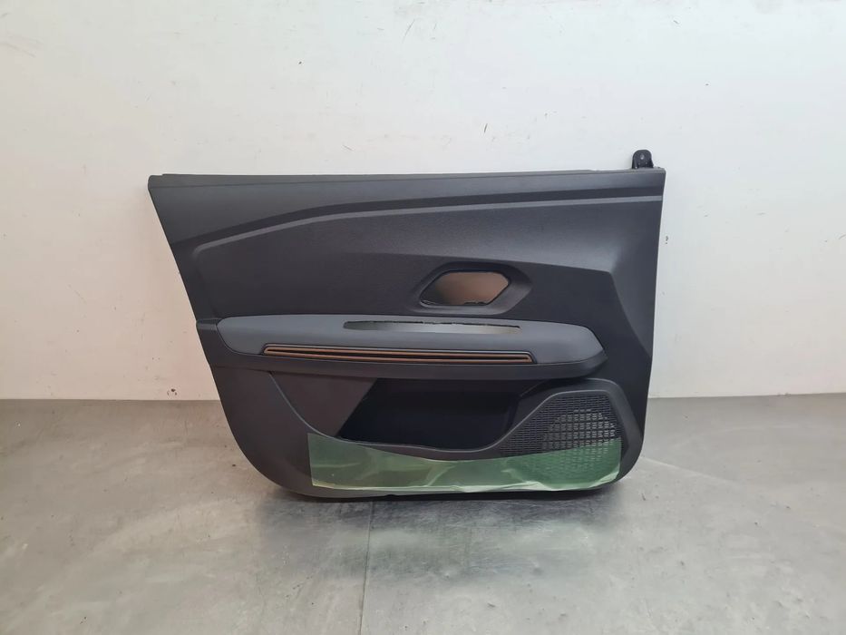 Forra porta / quartela frente esquerda DACIA Sandero III