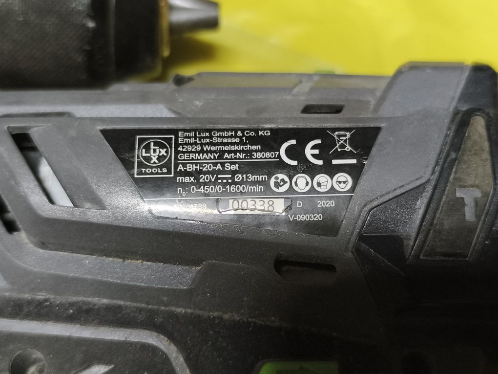 Sprzedam zestaw 28 wkrętarek lux tools