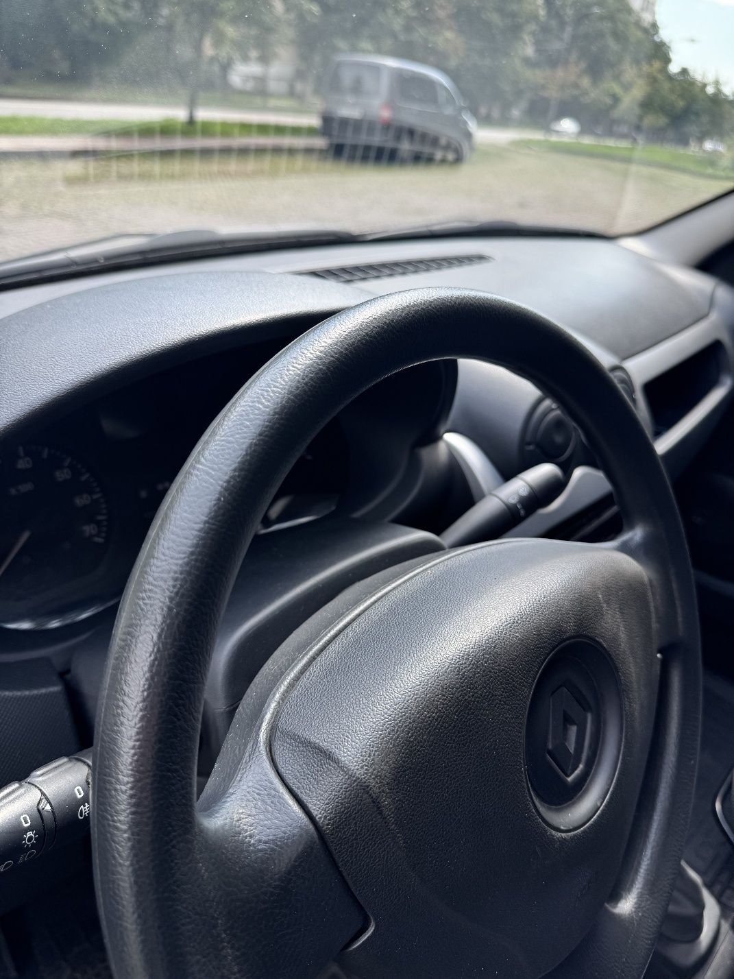 Renault Dacia Logan MCV 2012