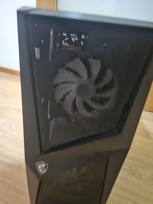 Desktop gaming torre msi