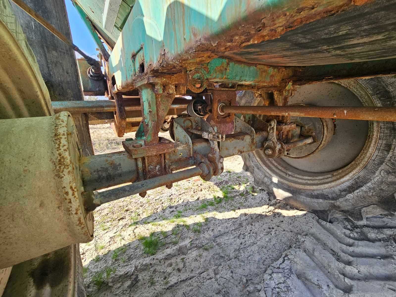 Розкидач добрив Amazone ZGВ-8200