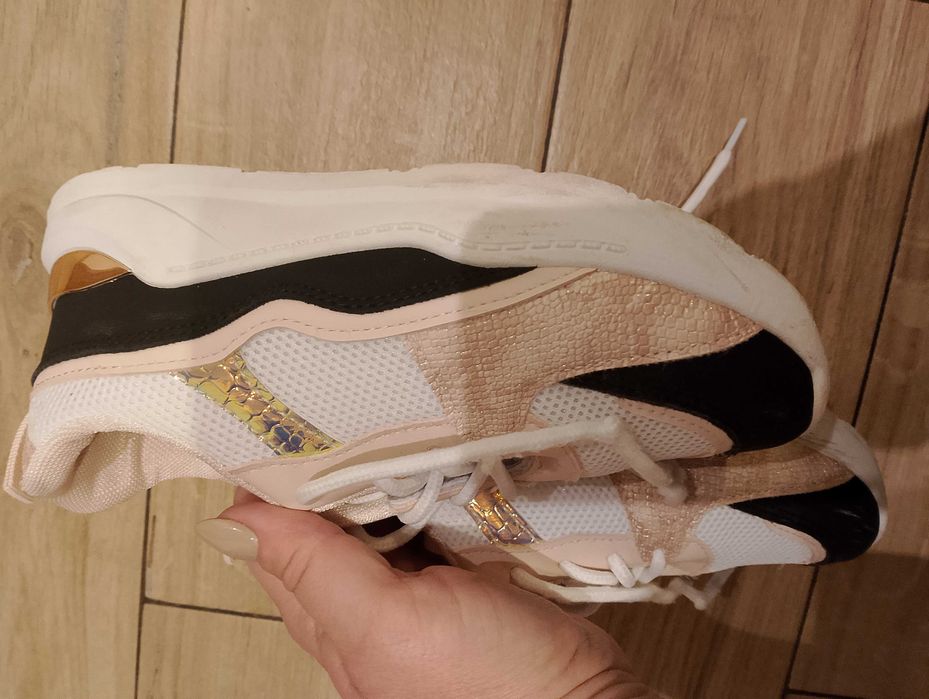 Buty adidasy dla dziewczynki