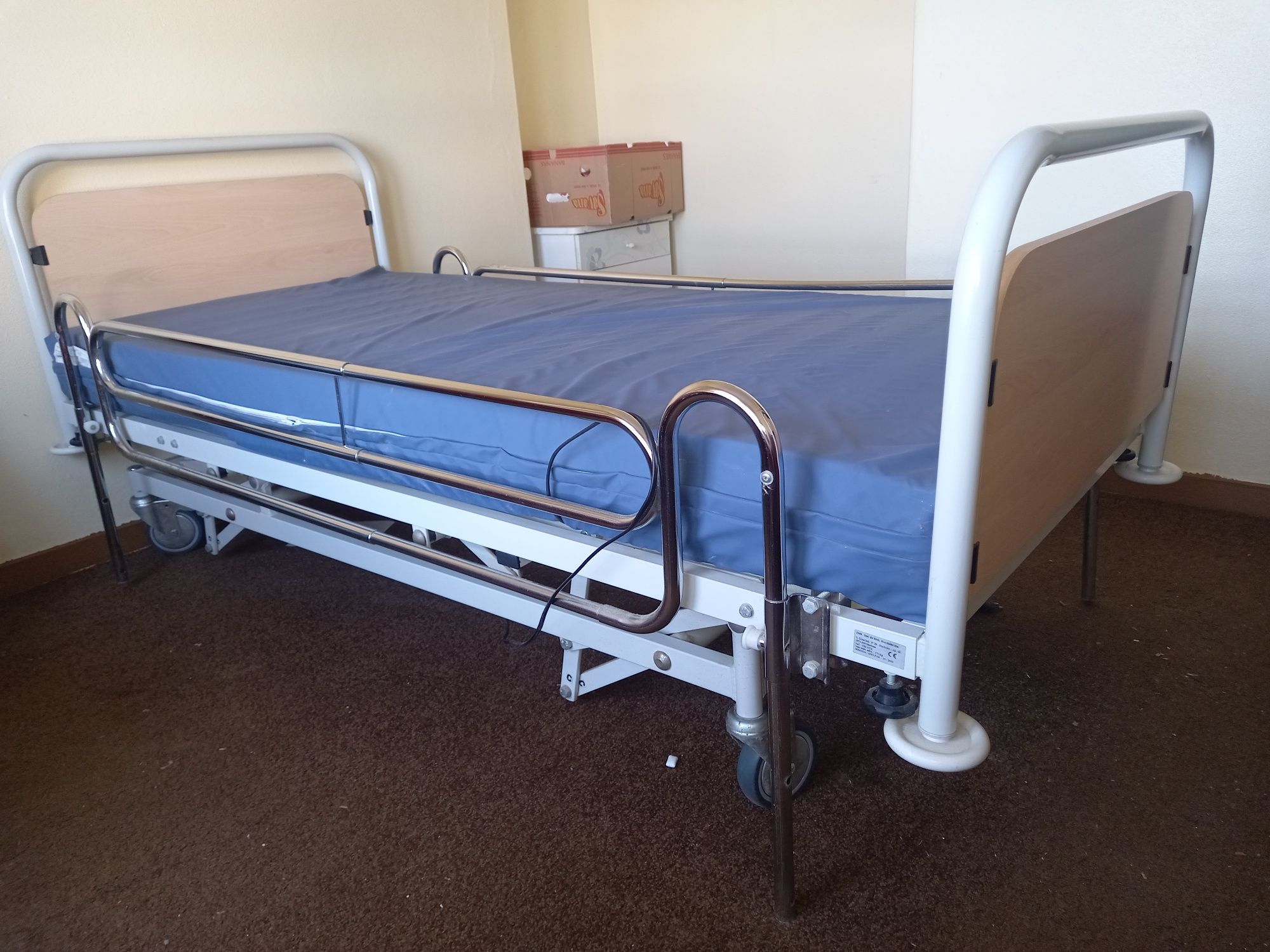 Marquesa hospitalar + brinde