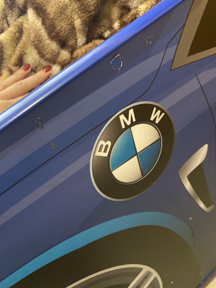 Ліжко машина BMW