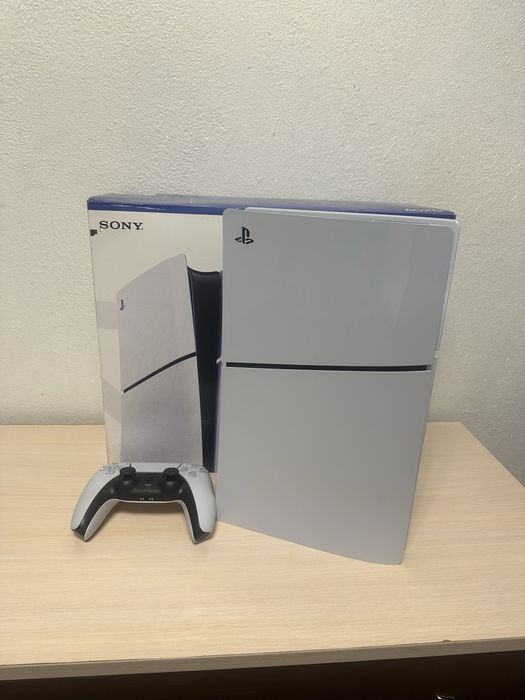 PS5 Slim blu ray полный комплект (коробка)