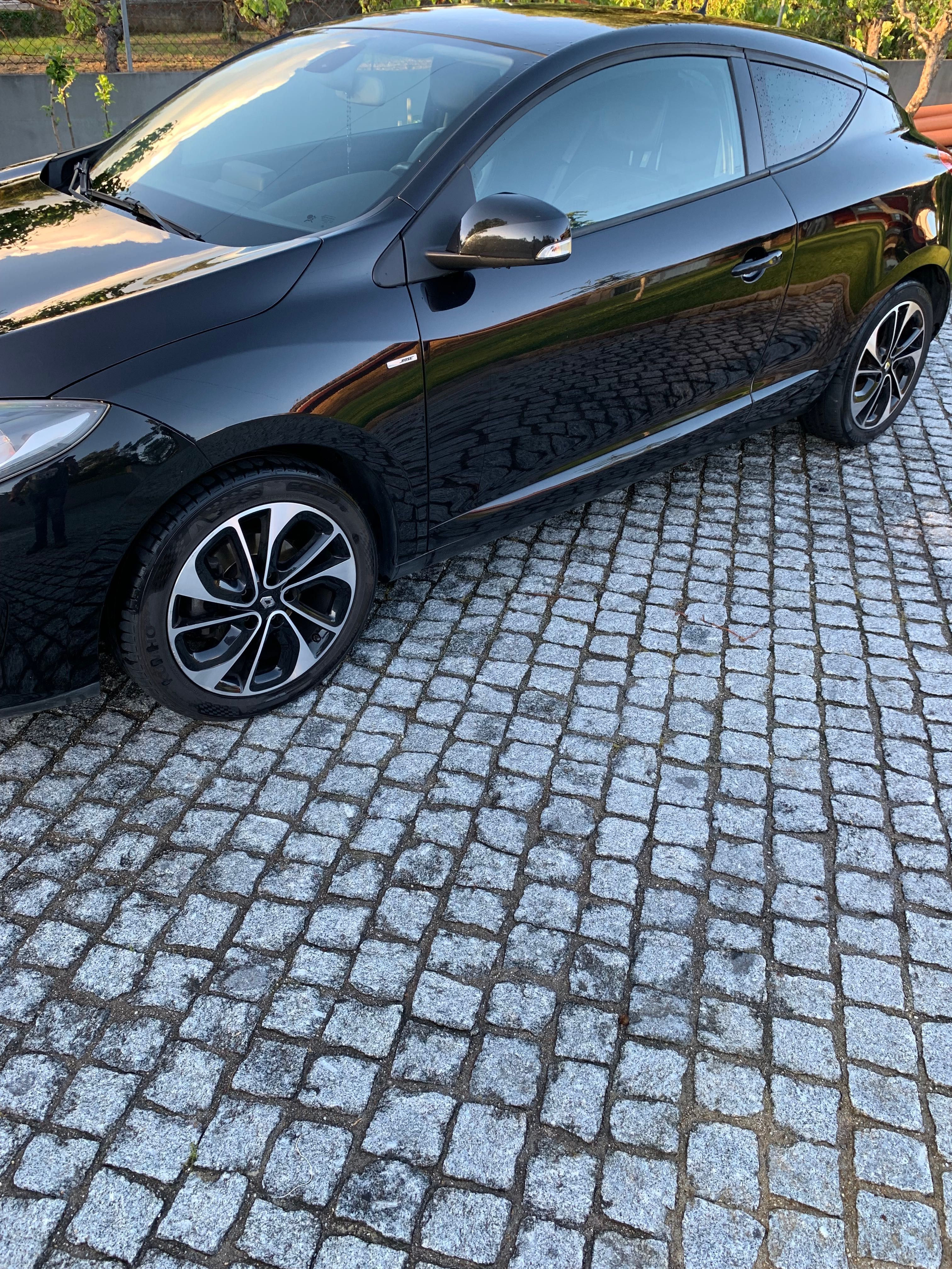 Renault megane coupe Bose