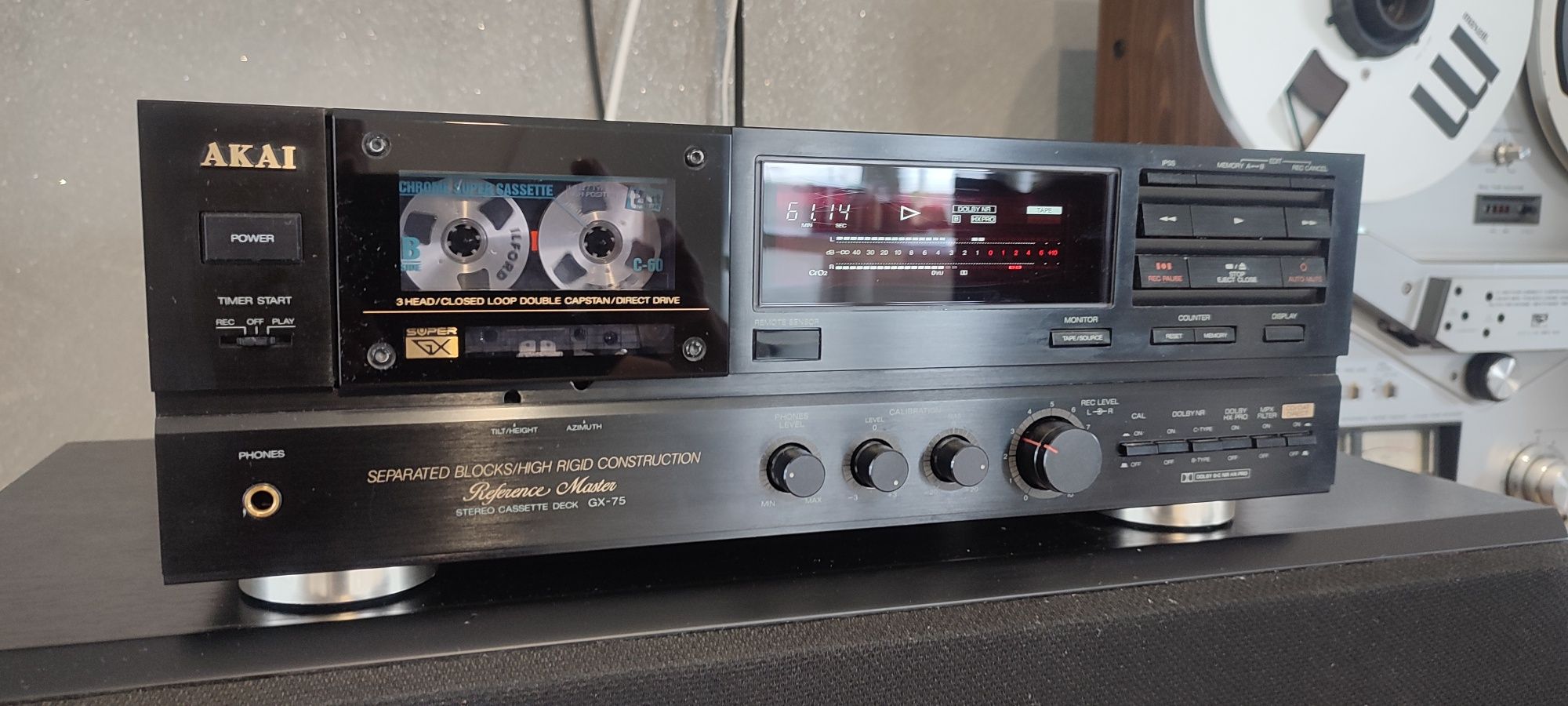 Akai gx75               .