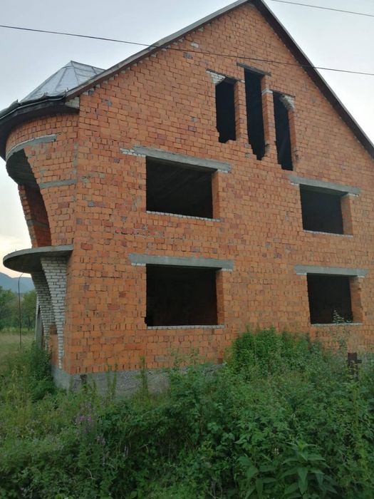 Продажам будинку