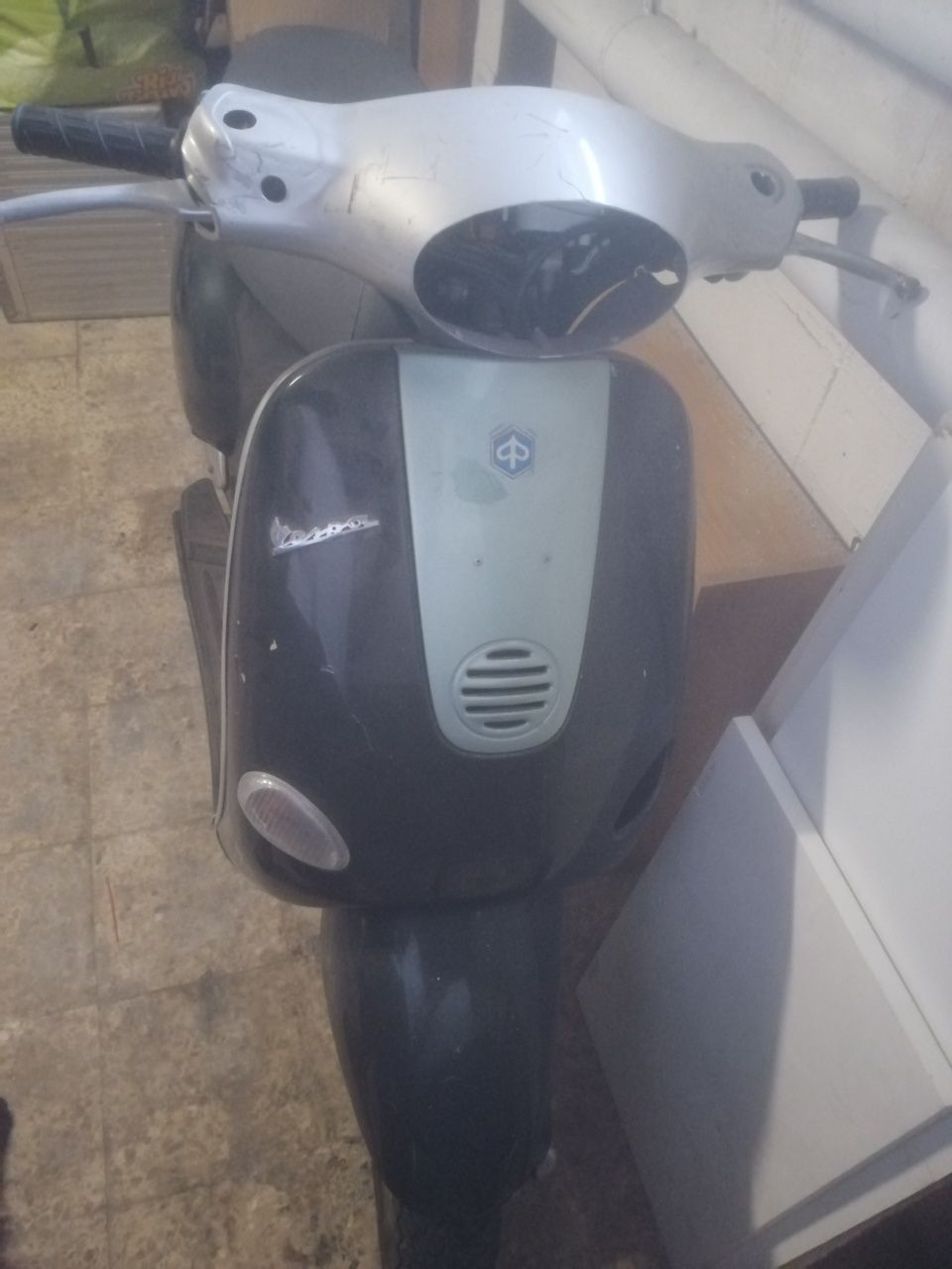 VENDO Vespa 150 et4 de 2000 OFEREÇO vespa 125 para peças. VALOR FINAL!