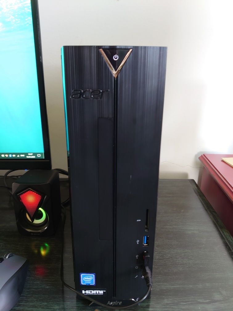 Персональний комп'ютер Acer