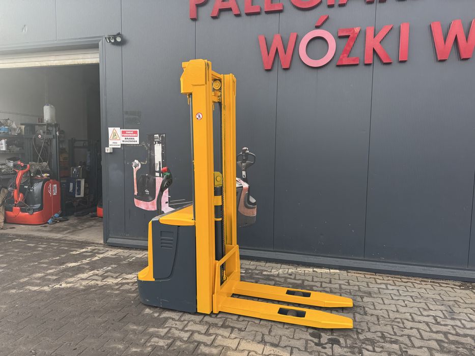 Paleciak elektryczny Jungheinrich 530 cm 1400 kg wózek Ejc 14