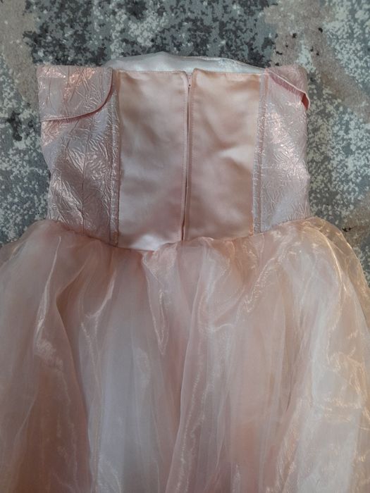 Святкова сукня для дівчинки 116-122-128