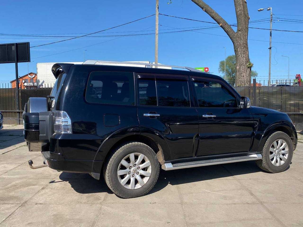 Mitsubishi Pajero Wagon 2011 A/T 3.0 Газ/бензин - ОБМІН/РОЗСТРОЧКА