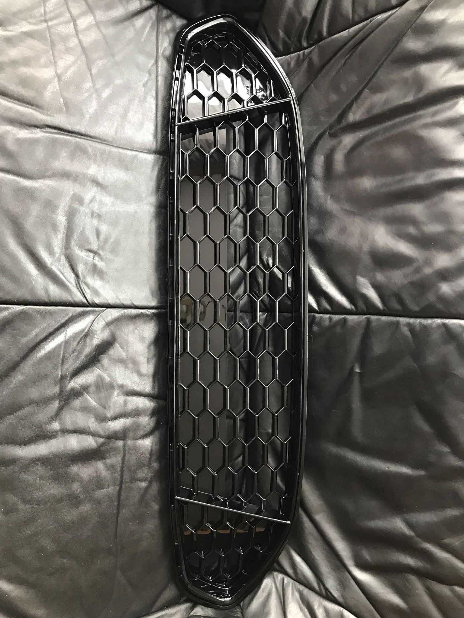 Grill Ford Mondeo MK5 Atrapa Ford Mondeo St-line Titanium Black ST