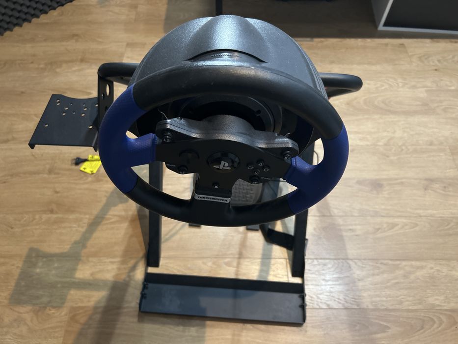 Stojak na kierownice+kierownica thrusmaster t150 wersja ps