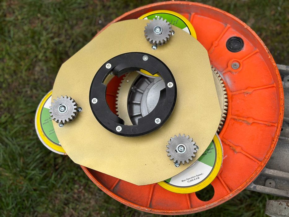 cykliniarka polerka  quatro do numatic,wolf wirbel itp 1000- 1200wat