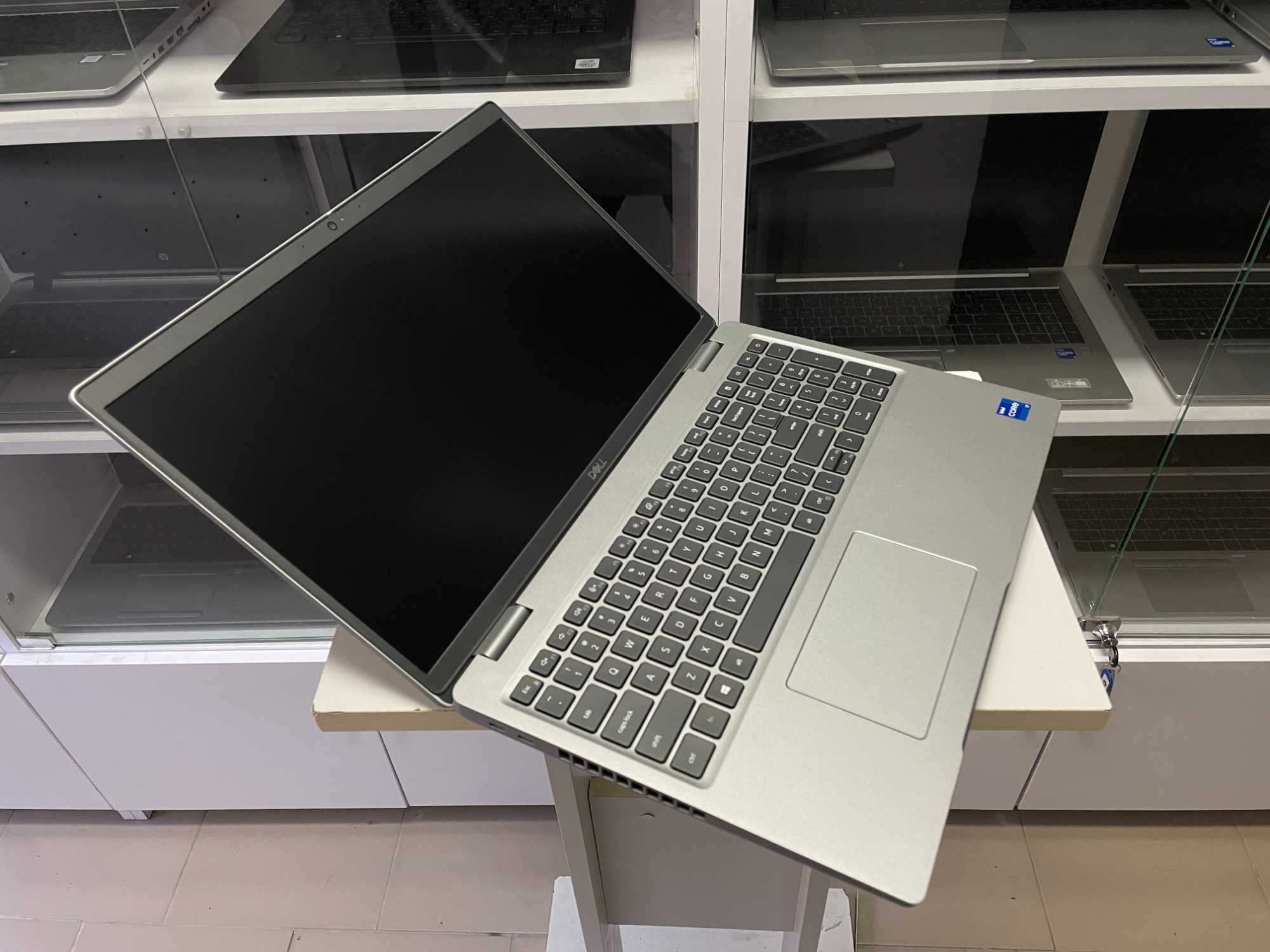 Ноутбук Dell Precision 3561 [i7 11H] [IPS] NVIDIA 4 GB [SSD] Куліша 22