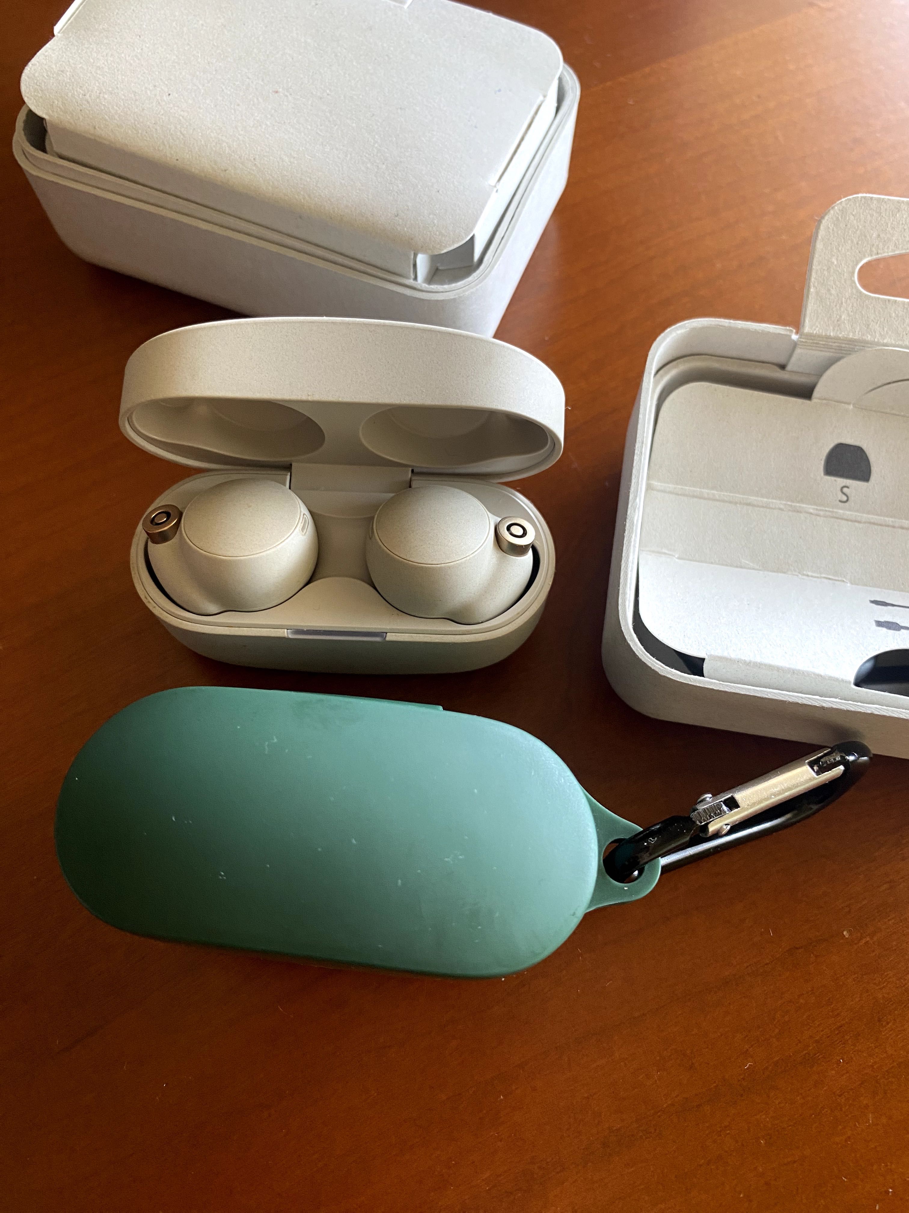 Fones sony 1000XM4 com caixa original
