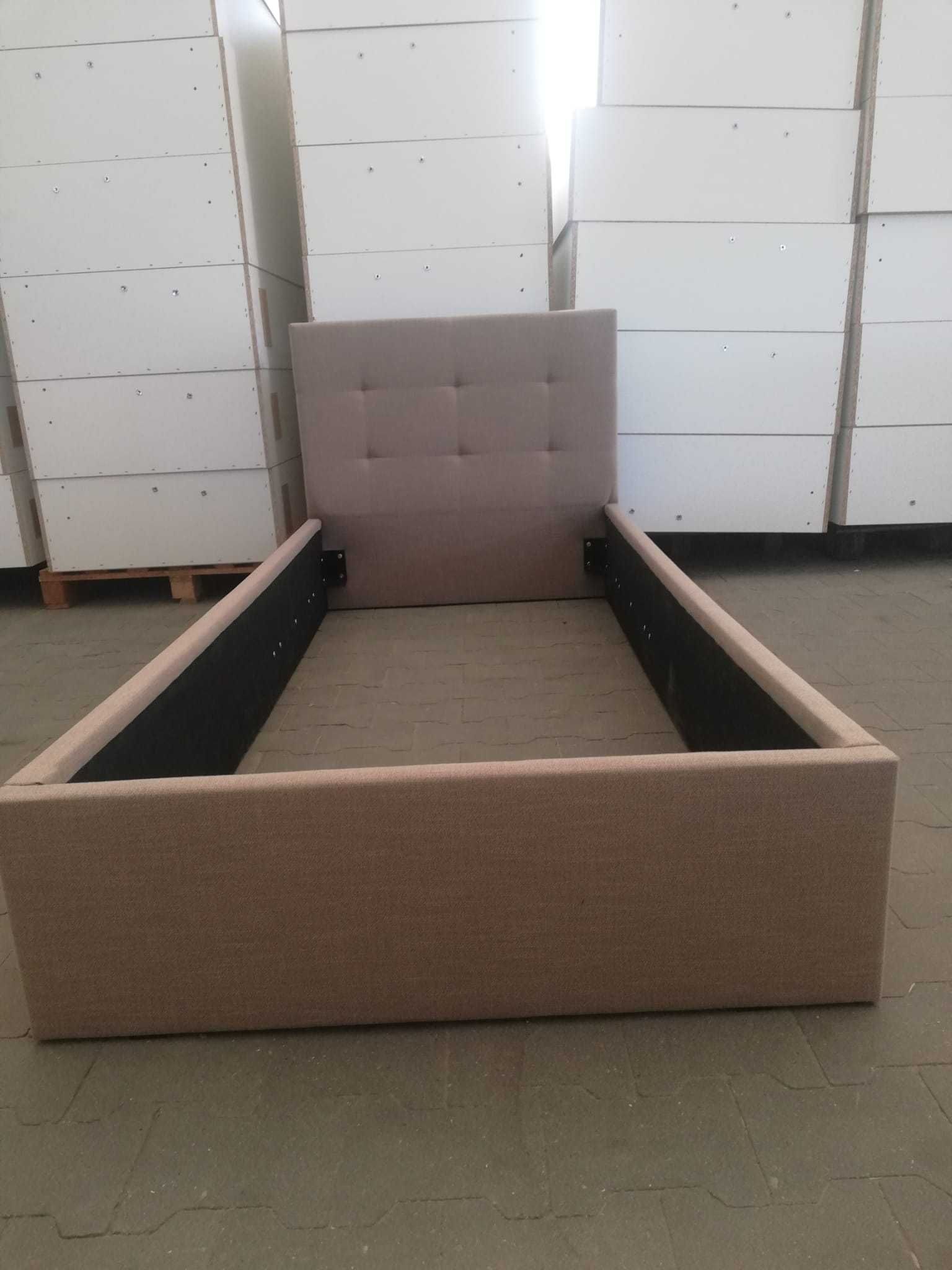 Łóżko tapicerowane 90x200 Bergamo 22