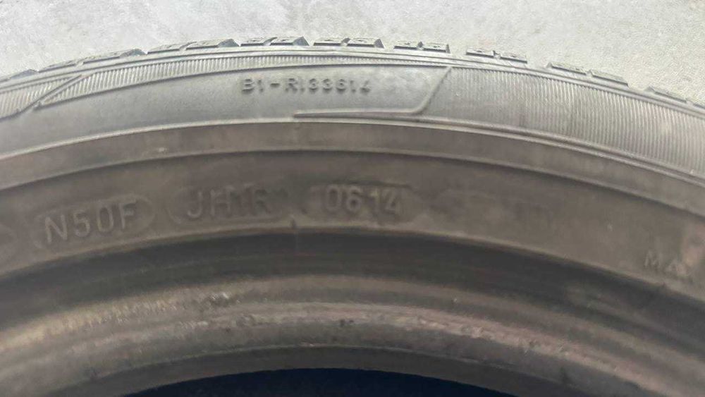 Зимові шини  205 55 R 16 Dunlop Данлоп