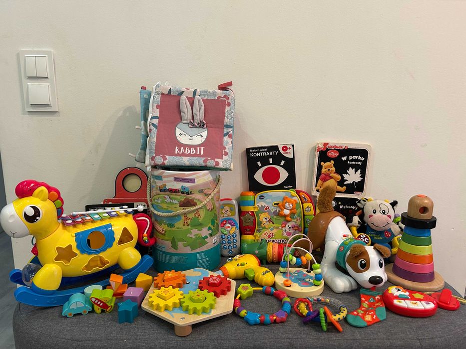 Fisher-Price edukacyjny piesek Książeczka pilot 15szt